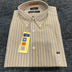 Dockers Stain Defender ProStylé classic fit long sleeve button-down stripe shirt